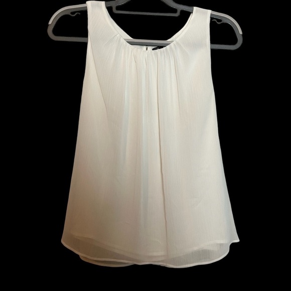 Sam Edelman White Sheer Gathered Neck Blouse w/ Back Keyhole Rhinestone Closure - Picture 7 of 14